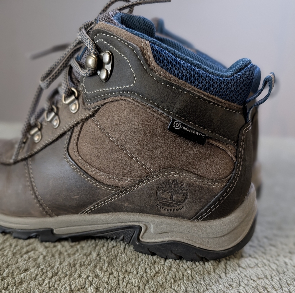 Timberland Women's Hiking Boots Size 7 Waterproof Trail Outdoor Mt. Maddsen - Picture 12 of 13
